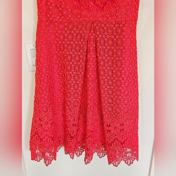 Monique Lhuillier Red Lace Sleeveless A Line Dress - Picture 4 of 16